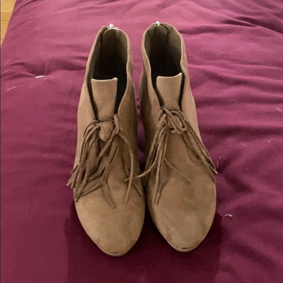 Booties - Picture 3 of 4